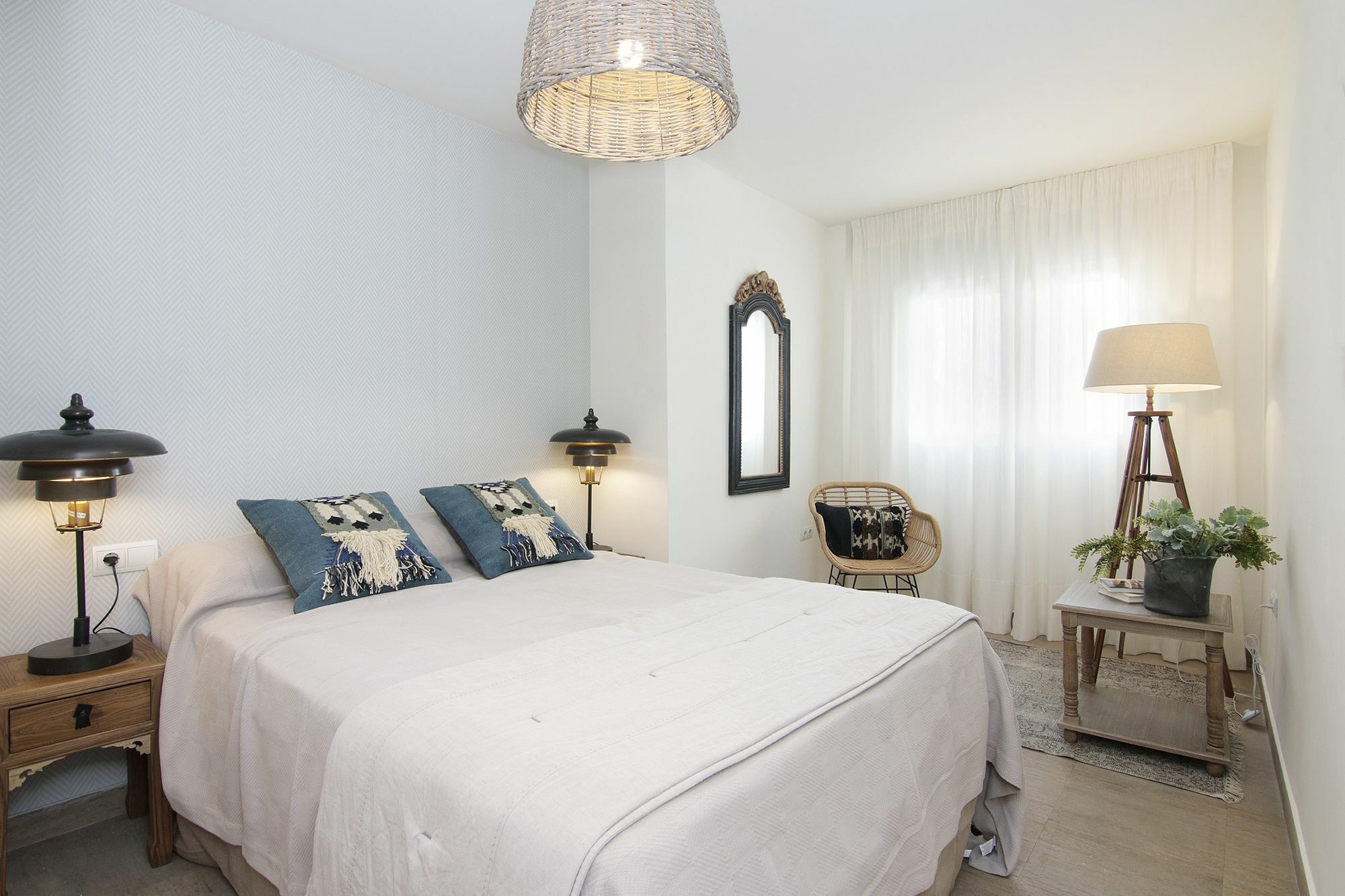 Chezmoihomes Cathedral Apartment 2Br กรานาดา ภายนอก รูปภาพ