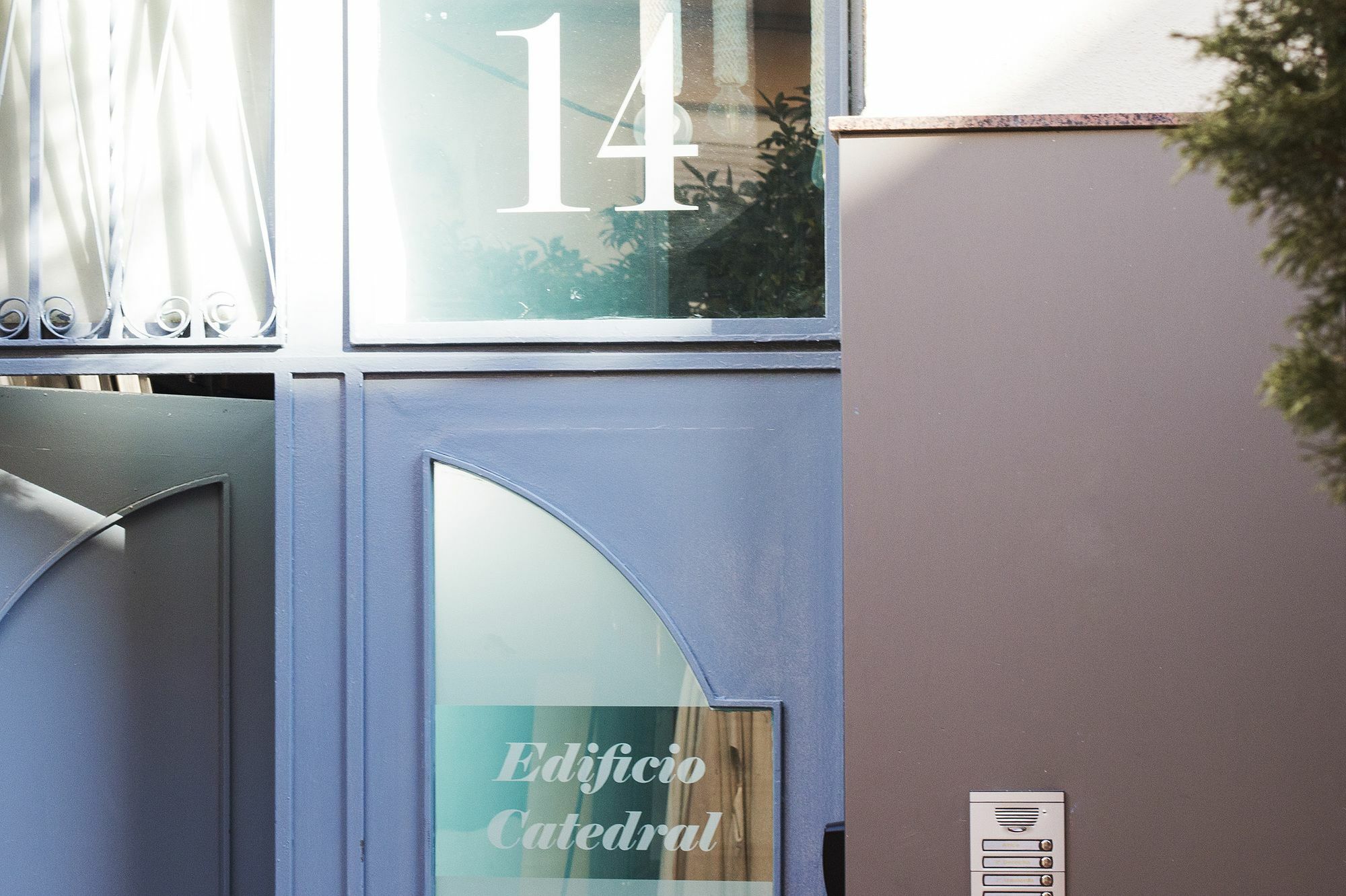 Chezmoihomes Cathedral Apartment 2Br กรานาดา ภายนอก รูปภาพ